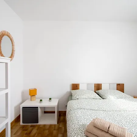 Apartament L'ecrin Au Coeur De La Citadelle Clim Parking Prive A Proximite *